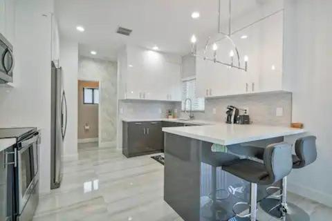 New Townhome Near Wilton/Las Olas/Beach Fort Lauderdale Exterior foto